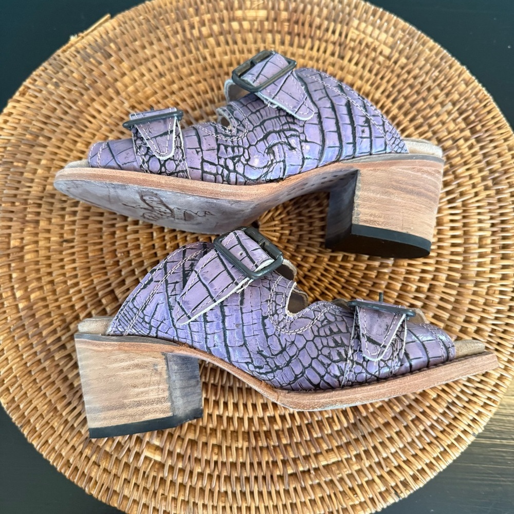 Freebird by Stevens Caprice Womens Croc Embossed‎ Slide Sandals Purple Size 6 - Picture 10 of 11